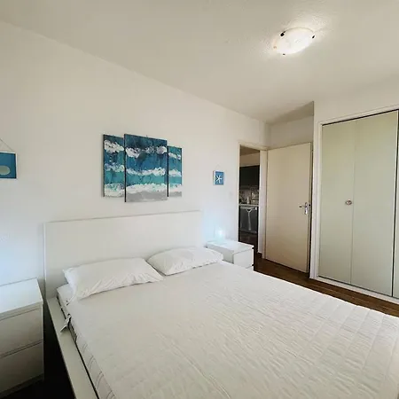 2 Pieces Avec Terrasses A 650m De La Plage, Parking Privatif Inclus - L'ile-rousse - Fr-1-63-348 *